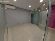 Local en alquiler en Ejido centro con plaza de garaje