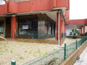 Local en alquiler en zona comercial del Carbayedo