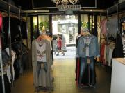 Local en alquiler sobre Av. Santa Fe 2100 entre Uriburu...