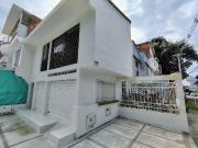 Local En Arriendo En Cali En Ciudad 2000 A252412