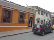 local en arriendo en centro / frente al hotel hunza /...