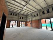 local en arriendo en la hermosa. Cod A19940