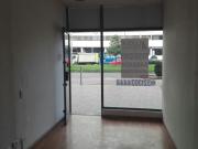 local en arriendo en santa barbara. Cod A24