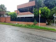 local en arriendo en urbanización san joaquín. Cod A109313
