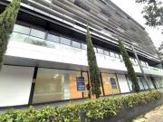 Local en arriendo/venta en Chico Reservado