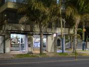 Local en Banfield Este