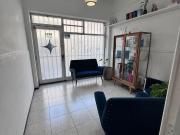 Local en barrio Martin, con privados