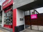 Local en Cantilo 171 entre 13A y 13B City Bell