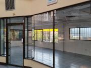 Local en centro comercial alborada