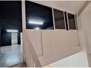 Local en dos alturas en la Calle Jacobo de las Leyes