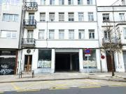 Local en dos plantas, céntrico, de 2.150 m2