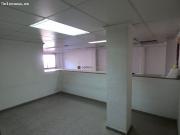 Local en entreplanta en Avenida de Chapi Elda