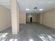 Local en esquina con cambio de uso a viviendas –...