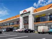 Local en esquina en venta dentro de Multicomercial...