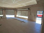 Local en Lanús Este