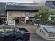 Local en Microcentro en galería sobre calle comercial 12