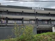 Local en Plaza comercial la Riokha