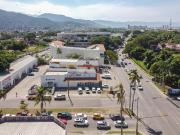 Local en Puerto Vallarta con estacionamiento