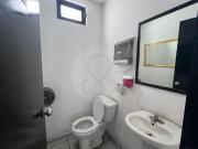 LOCAL EN RENTA AV GUADALUPE CHAPALITA