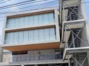 LOCAL EN RENTA AVENIDA PASEO DE LOS LEONES ZONA CUMBRES