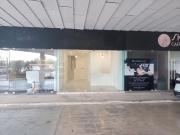 LOCAL EN RENTA EDIFICIO SKYWORK, FRENTE A LA...