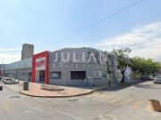 LOCAL EN RENTA EN CENTRO 1,897m2