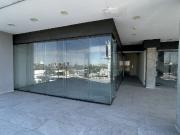 Local en renta en edificio usos mixtos al sur de Mty