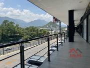 Local en renta en Plaza Riokha en la Estanzuela...