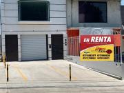 LOCAL EN RENTA PRIMER PISO AV. PLATON