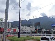 LOCAL EN RENTA RANGEL FRIAS, CUMBRES