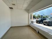 Local en renta sobre Ave Eugenio Garza Sada