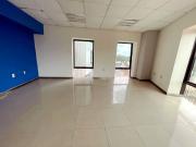 LOCAL EN TORRE EMPRESARIAL 1201A