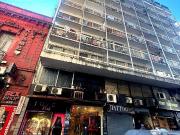 Local en VENTA con entrada independiente y depósito en...