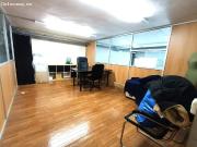 LOCAL EN VENTA DE 262 M2 CON ALTILLO Y MONTACARGAS EN...