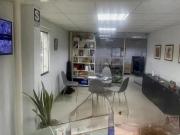 Local en venta de 3 pisos, 3 estacionamientos