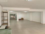 LOCAL EN ZONA TURISTICA