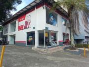 LOCAL ESQUINERO EN ALQUILER EN SANTA MONICA