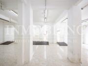 Local esquinero en alquiler