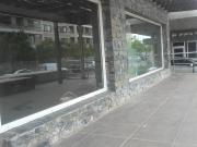 LOCAL ESTRENAR EN ALQUILER! UBICADO EN ANTARES