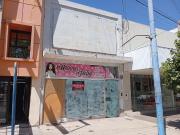Local frente a la Plaza