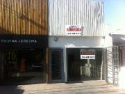 LOCAL FRENTE PASEO DEL JOCKEY