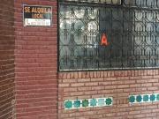 Local, Gran Capitán, Granada