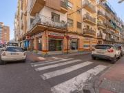 Local, Granada