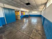 Local INDUSTRIAL en ESQUINA y en AVENIDA