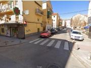 Local Junto a Sagrada Familia, LA CHANA