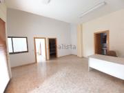 Local, L&apos Arboç