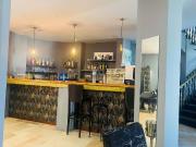 Local, Mijas