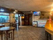 Local, La Pineda