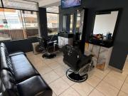 LOCAL LISTO PARA OPERAR SPA Y BARBERIA AMOBLADO