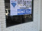 LOCAL PLANTA BAJA RENTA LA RESERVA EL CAMPANARIO QUERETARO